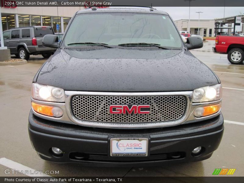 Carbon Metallic / Stone Gray 2004 GMC Yukon Denali AWD