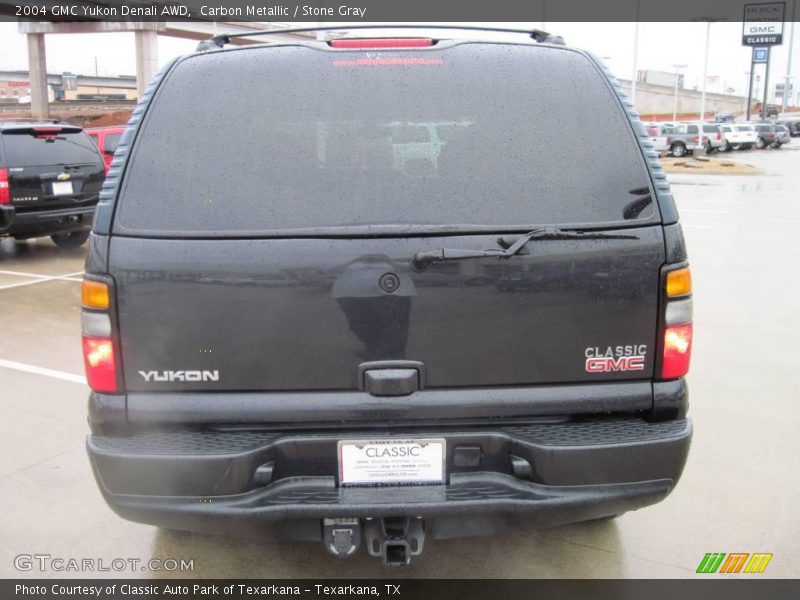 Carbon Metallic / Stone Gray 2004 GMC Yukon Denali AWD