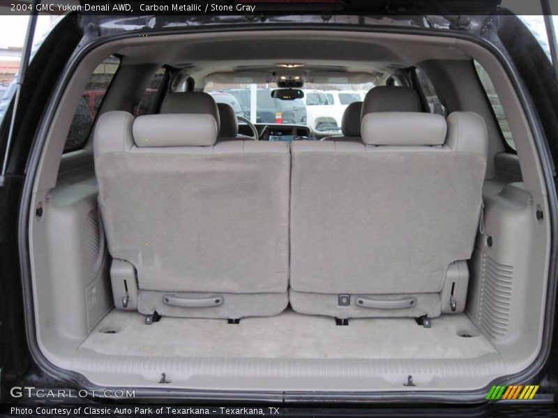 Carbon Metallic / Stone Gray 2004 GMC Yukon Denali AWD