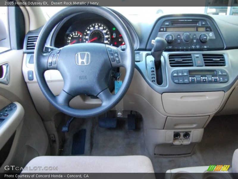 Desert Rock Metallic / Ivory 2005 Honda Odyssey EX