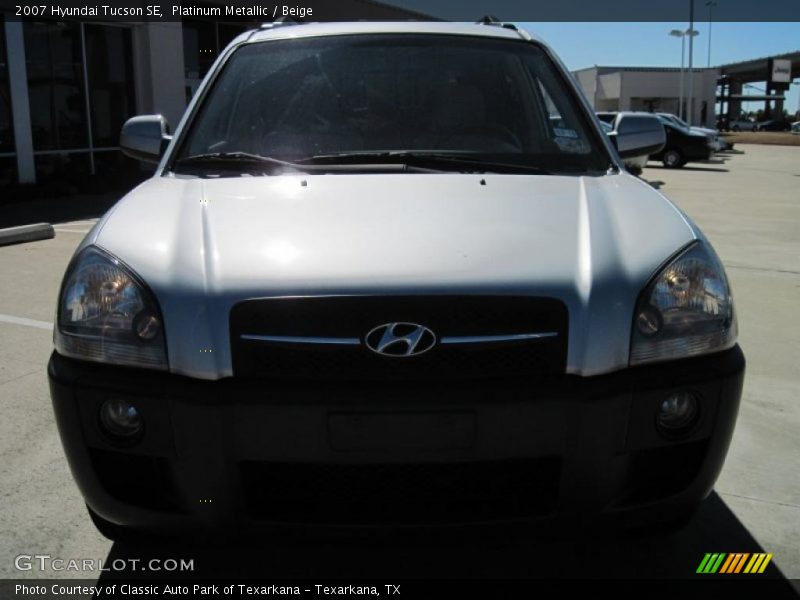 Platinum Metallic / Beige 2007 Hyundai Tucson SE