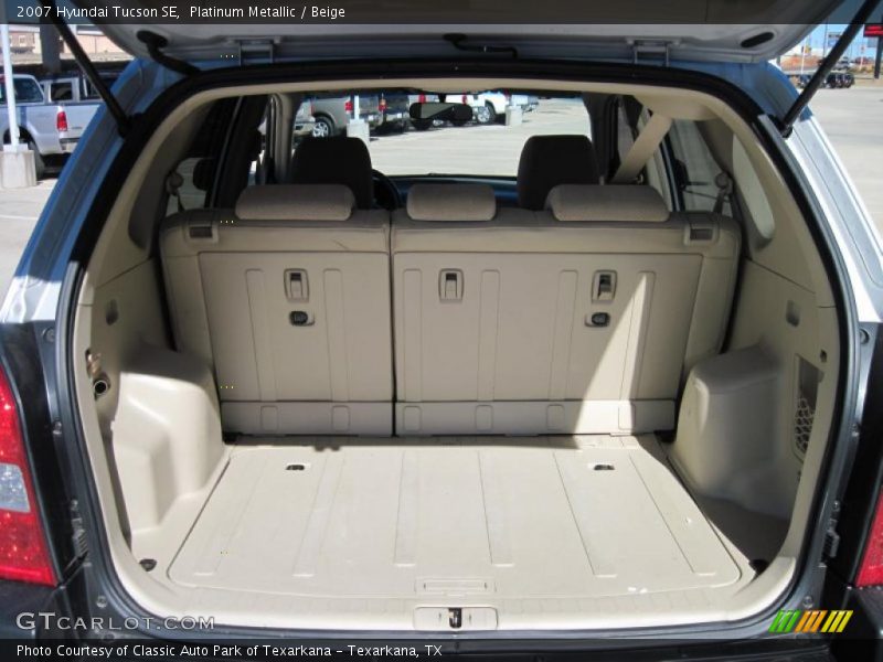 Platinum Metallic / Beige 2007 Hyundai Tucson SE