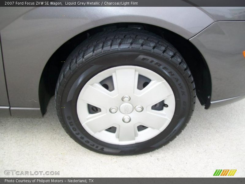 Liquid Grey Metallic / Charcoal/Light Flint 2007 Ford Focus ZXW SE Wagon