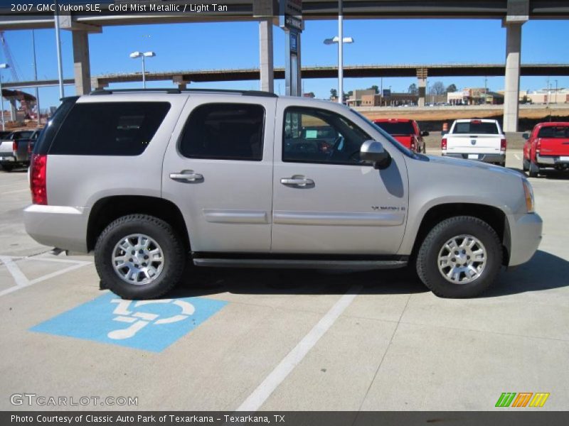 Gold Mist Metallic / Light Tan 2007 GMC Yukon SLE