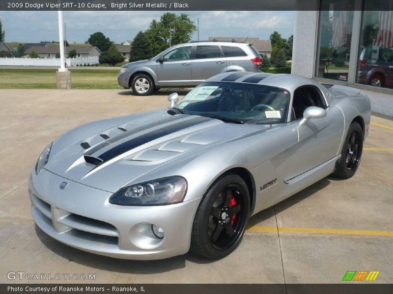 Front 3/4 View of 2009 Viper SRT-10 Coupe