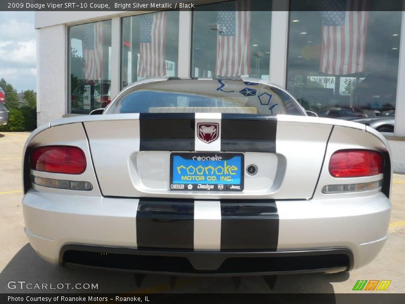 Bright Silver Metallic / Black 2009 Dodge Viper SRT-10 Coupe