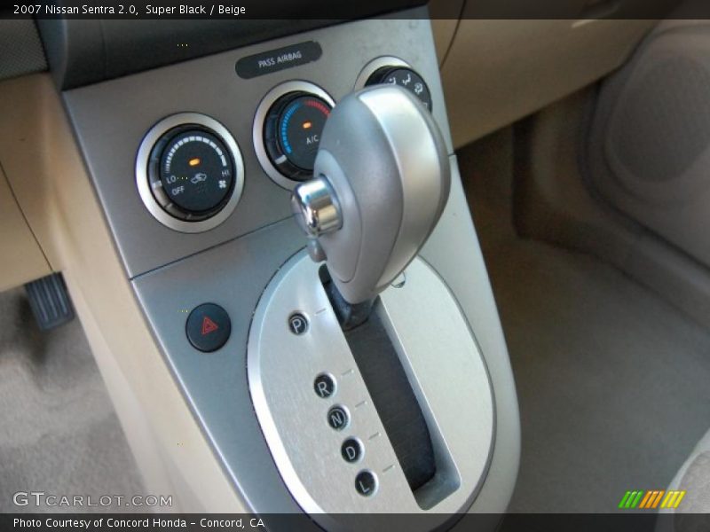 Super Black / Beige 2007 Nissan Sentra 2.0