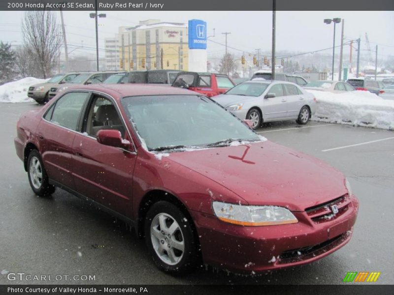 Ruby Red Pearl / Ivory 2000 Honda Accord SE Sedan