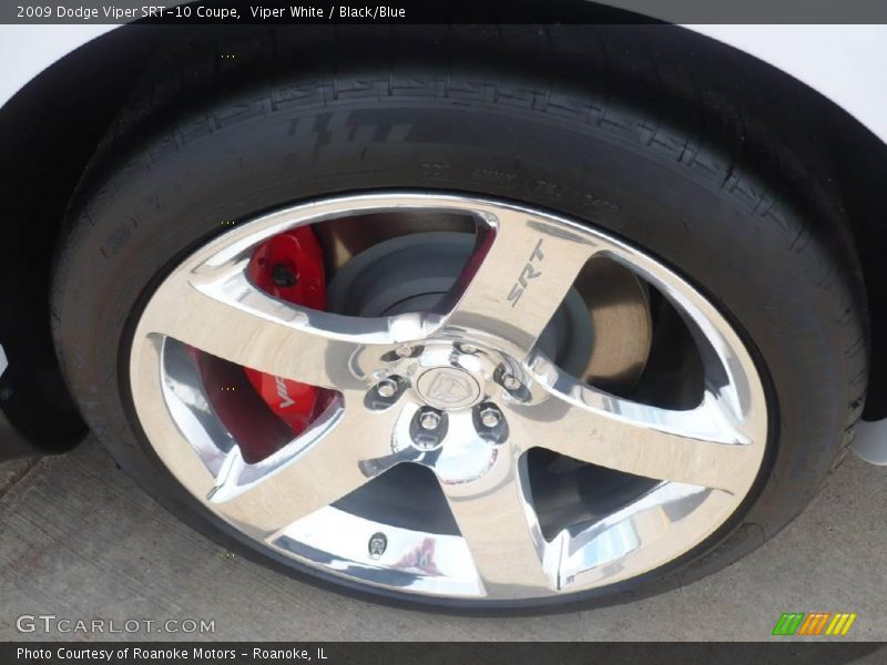 Viper White / Black/Blue 2009 Dodge Viper SRT-10 Coupe