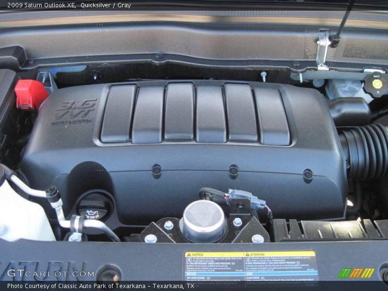Quicksilver / Gray 2009 Saturn Outlook XE