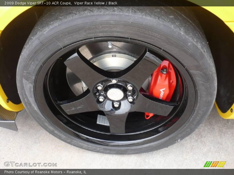 Viper Race Yellow / Black 2009 Dodge Viper SRT-10 ACR Coupe