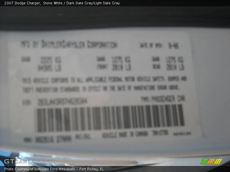 Stone White / Dark Slate Gray/Light Slate Gray 2007 Dodge Charger