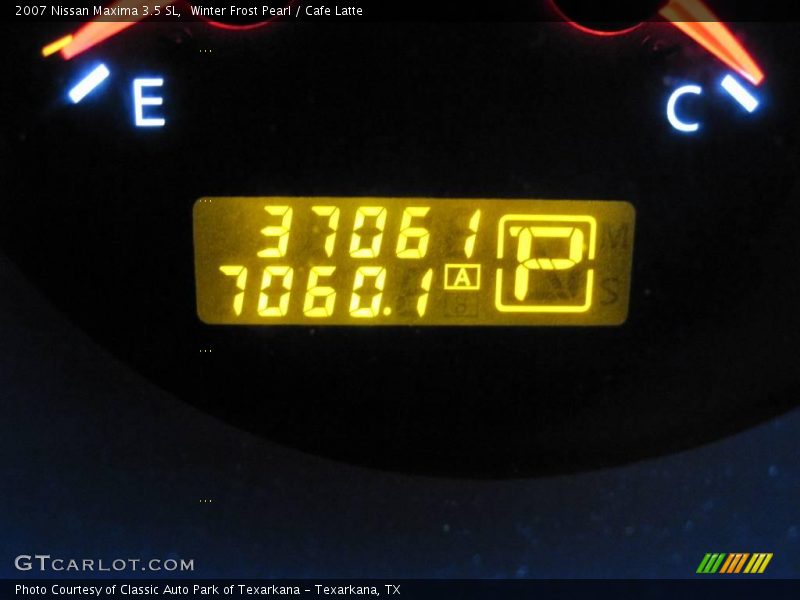Winter Frost Pearl / Cafe Latte 2007 Nissan Maxima 3.5 SL