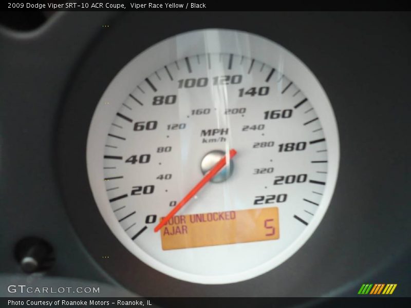 Viper Race Yellow / Black 2009 Dodge Viper SRT-10 ACR Coupe