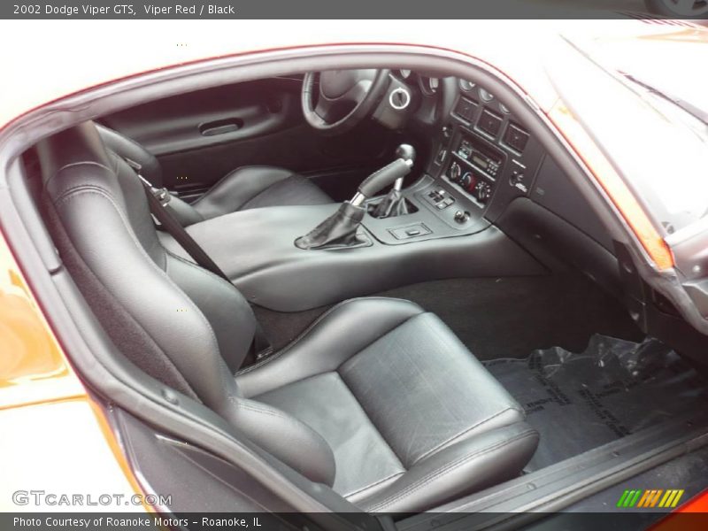 Viper Red / Black 2002 Dodge Viper GTS