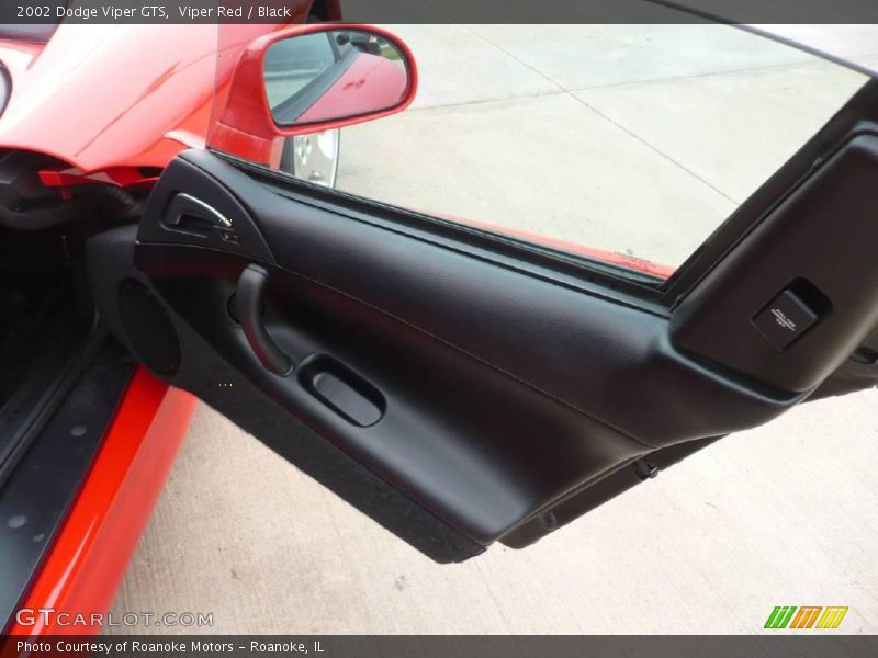 Viper Red / Black 2002 Dodge Viper GTS