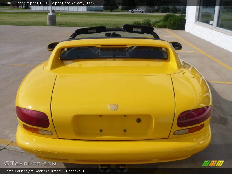 Viper Race Yellow / Black 2002 Dodge Viper RT-10