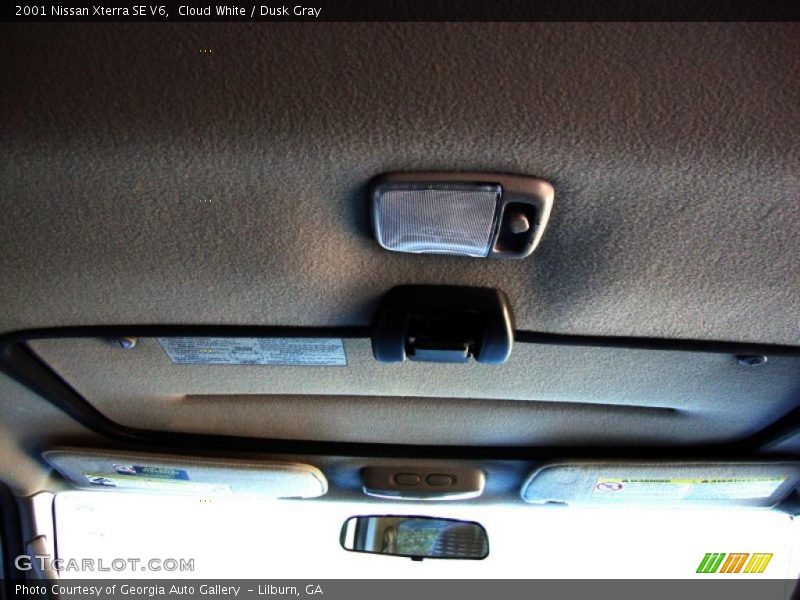 Cloud White / Dusk Gray 2001 Nissan Xterra SE V6