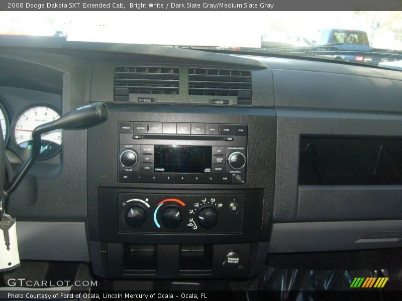 Bright White / Dark Slate Gray/Medium Slate Gray 2008 Dodge Dakota SXT Extended Cab