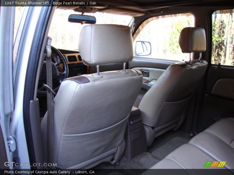 Beige Pearl Metallic / Oak 1997 Toyota 4Runner SR5