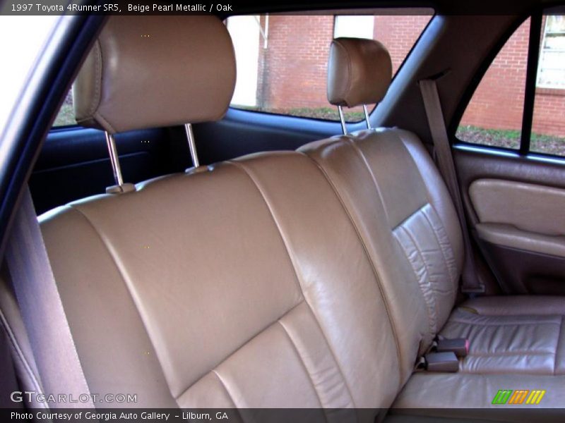 Beige Pearl Metallic / Oak 1997 Toyota 4Runner SR5