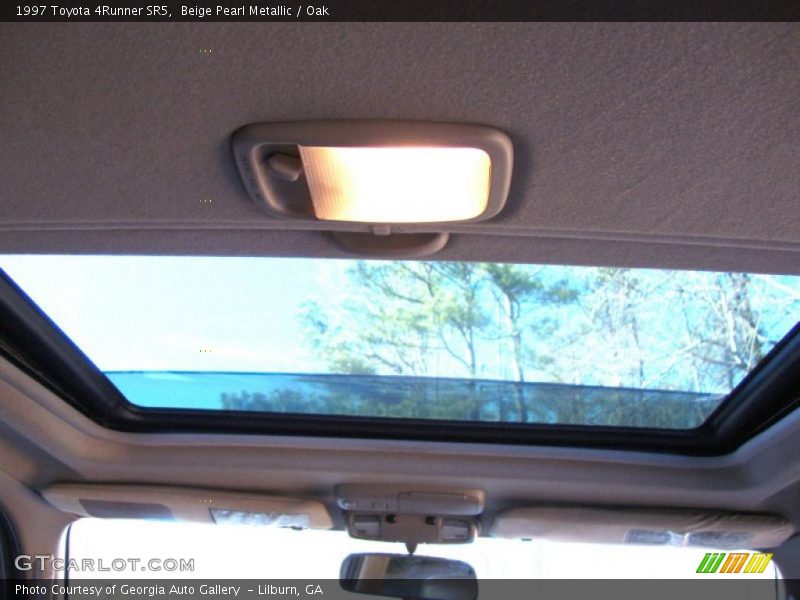 Beige Pearl Metallic / Oak 1997 Toyota 4Runner SR5