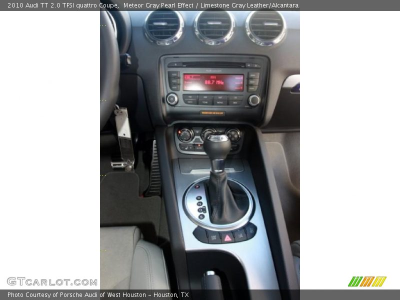 Meteor Gray Pearl Effect / Limestone Gray Leather/Alcantara 2010 Audi TT 2.0 TFSI quattro Coupe