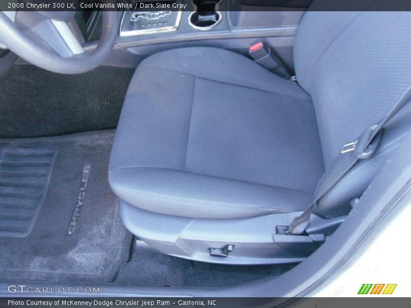 Cool Vanilla White / Dark Slate Gray 2008 Chrysler 300 LX