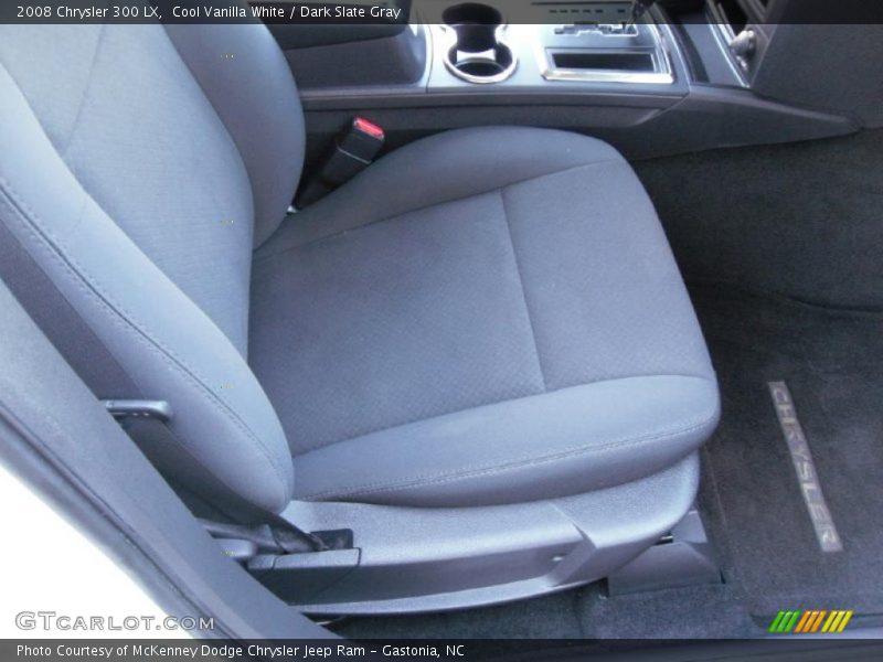 Cool Vanilla White / Dark Slate Gray 2008 Chrysler 300 LX