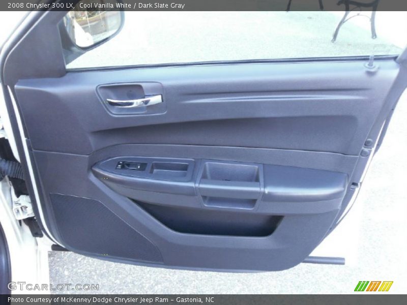 Cool Vanilla White / Dark Slate Gray 2008 Chrysler 300 LX