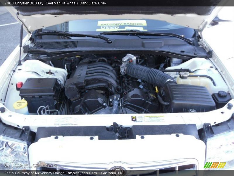Cool Vanilla White / Dark Slate Gray 2008 Chrysler 300 LX
