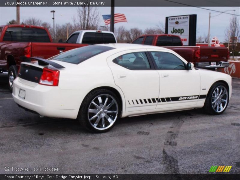 Stone White / Dark Slate Gray 2009 Dodge Charger R/T