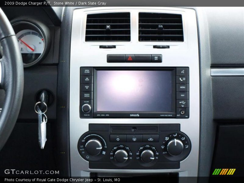 Stone White / Dark Slate Gray 2009 Dodge Charger R/T