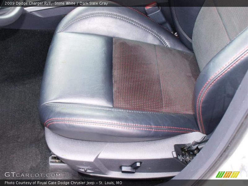 Stone White / Dark Slate Gray 2009 Dodge Charger R/T