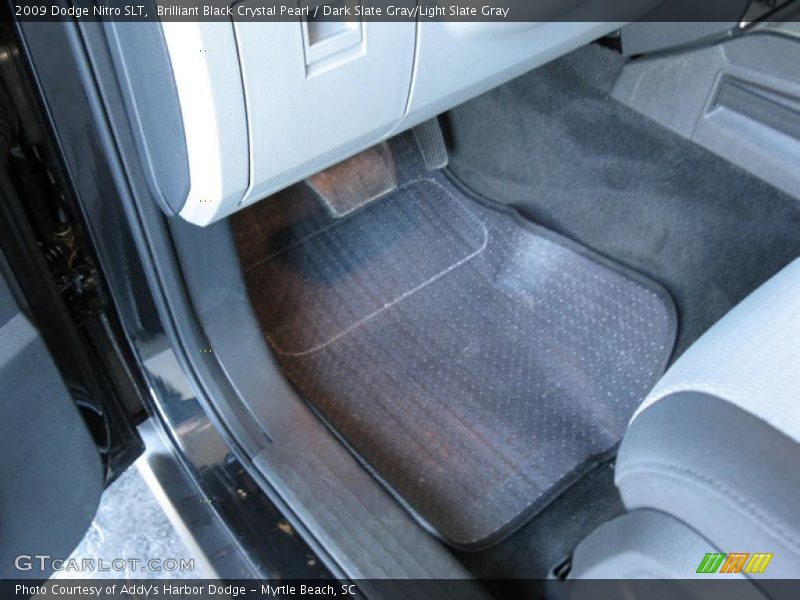 Brilliant Black Crystal Pearl / Dark Slate Gray/Light Slate Gray 2009 Dodge Nitro SLT