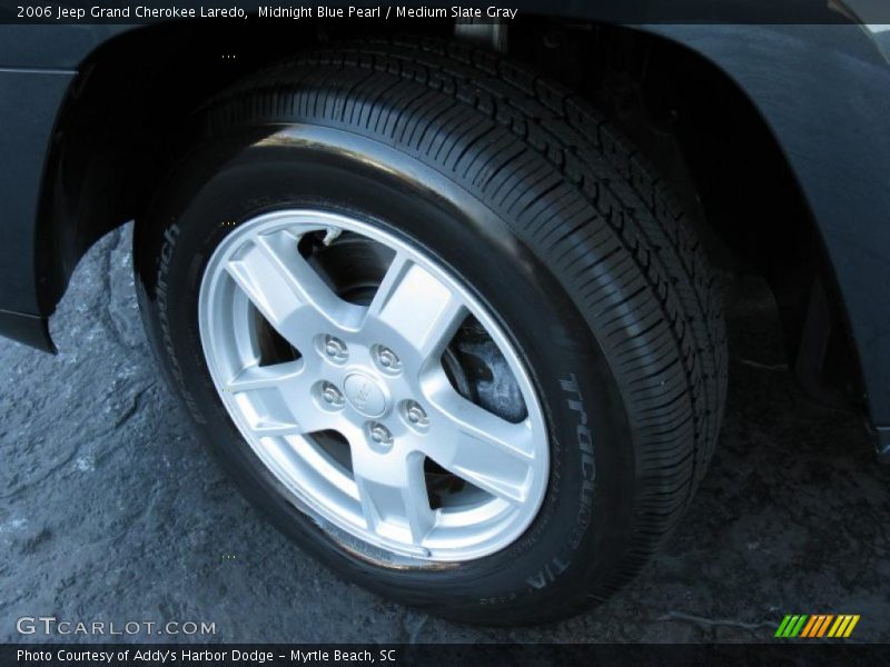 Midnight Blue Pearl / Medium Slate Gray 2006 Jeep Grand Cherokee Laredo