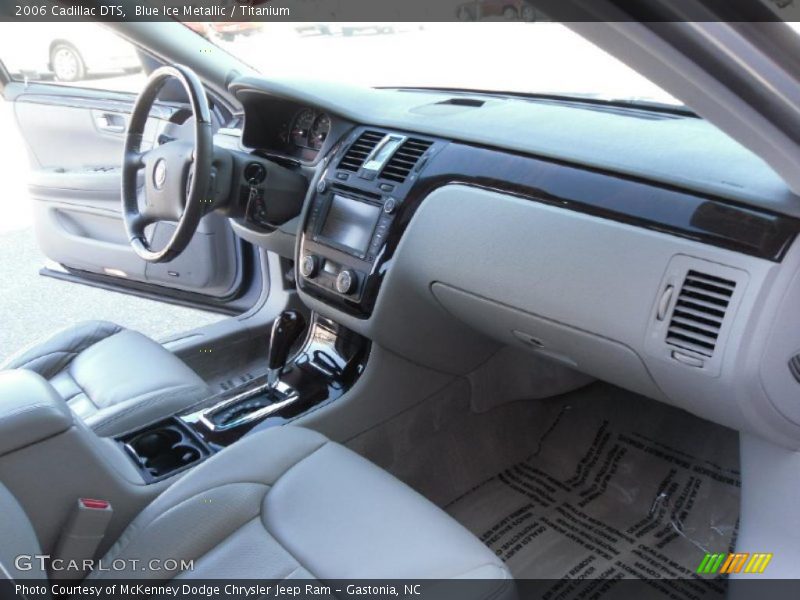 Blue Ice Metallic / Titanium 2006 Cadillac DTS