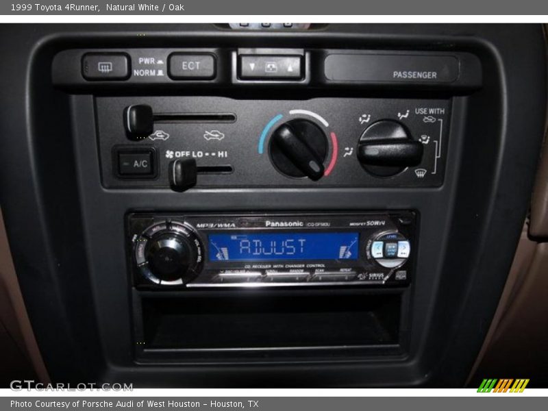 Natural White / Oak 1999 Toyota 4Runner