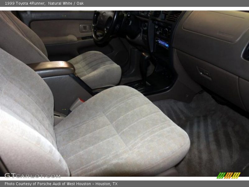 Natural White / Oak 1999 Toyota 4Runner
