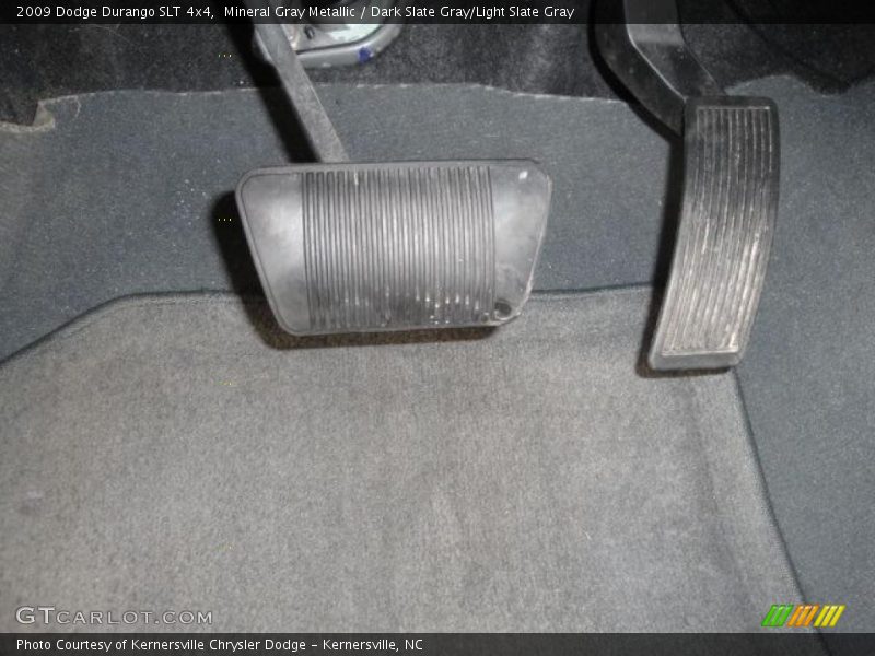 Mineral Gray Metallic / Dark Slate Gray/Light Slate Gray 2009 Dodge Durango SLT 4x4