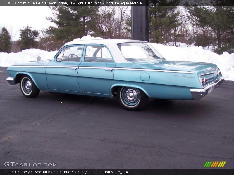 Twilight Turquoise / Medium Aqua Metallic 1962 Chevrolet Bel Air 4 Door Sedan
