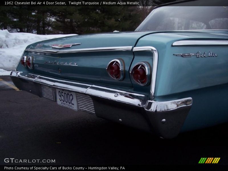 Twilight Turquoise / Medium Aqua Metallic 1962 Chevrolet Bel Air 4 Door Sedan