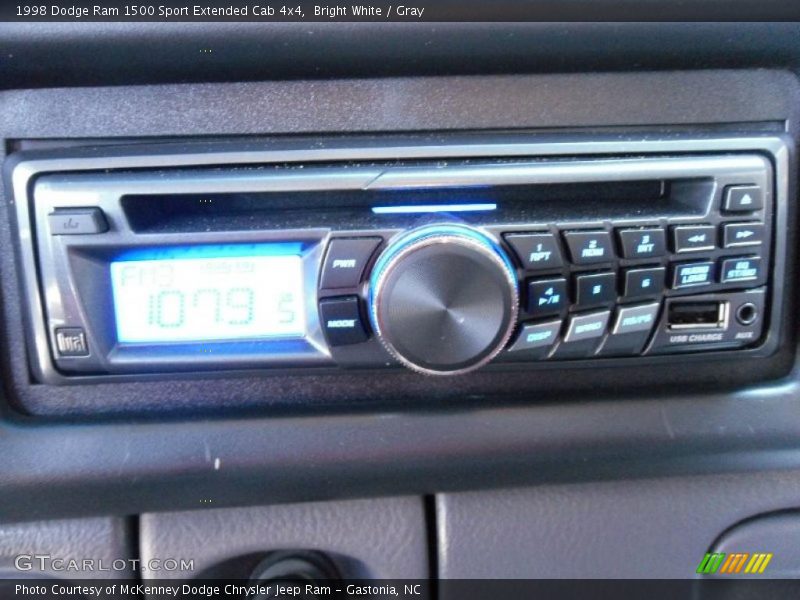 Bright White / Gray 1998 Dodge Ram 1500 Sport Extended Cab 4x4