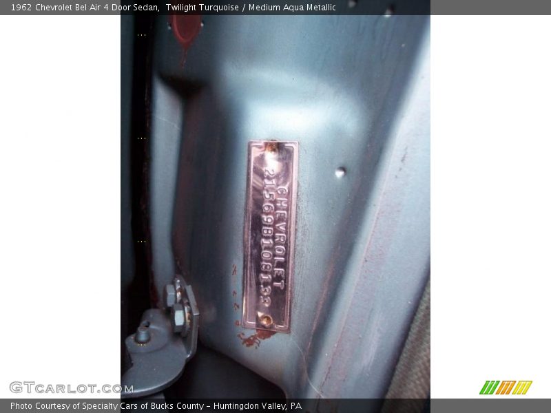 Twilight Turquoise / Medium Aqua Metallic 1962 Chevrolet Bel Air 4 Door Sedan