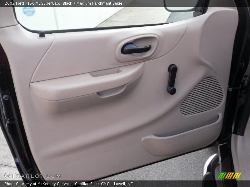 Black / Medium Parchment Beige 2003 Ford F150 XL SuperCab