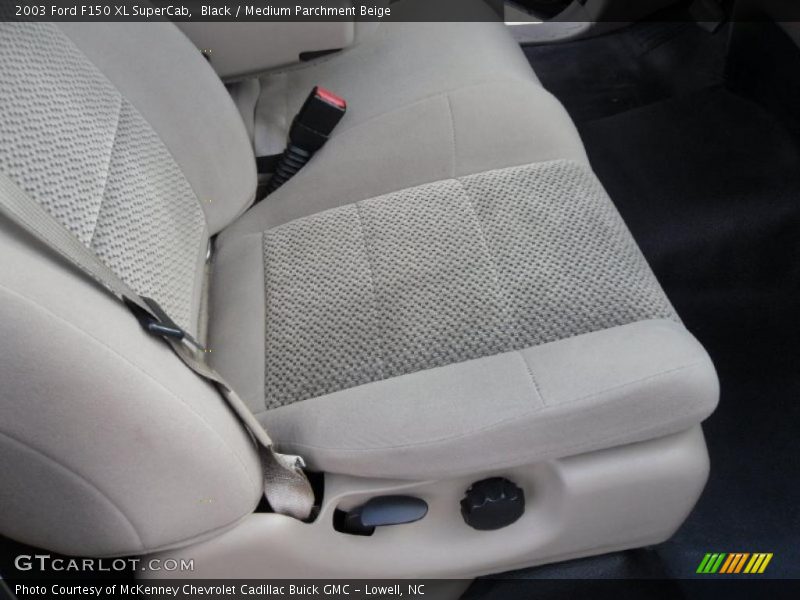 Black / Medium Parchment Beige 2003 Ford F150 XL SuperCab