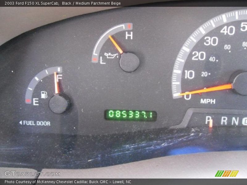 Black / Medium Parchment Beige 2003 Ford F150 XL SuperCab