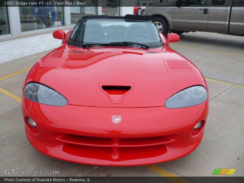 Viper Red / Black 2002 Dodge Viper RT-10