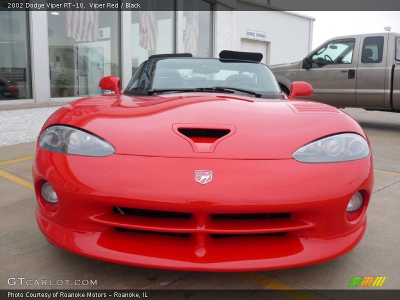 Viper Red / Black 2002 Dodge Viper RT-10