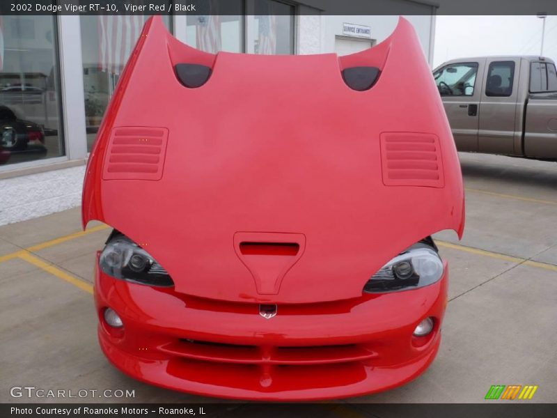 Viper Red / Black 2002 Dodge Viper RT-10